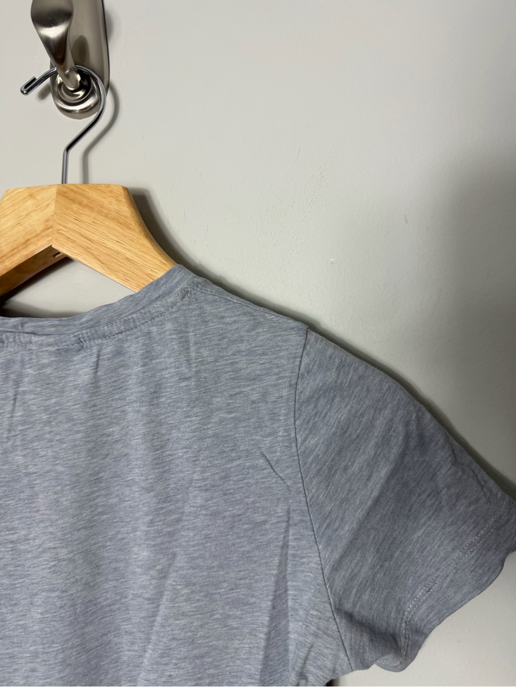 Kotn Women’s Cotton Short Sleeve Tee Shirt Essential Classic Gray Medium 451 — image 6 of 7